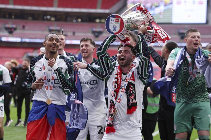 早知道｜桑德兰绝杀谢菲联 时隔8年重返英超