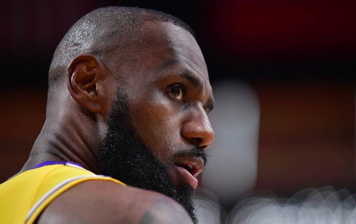 Shams：詹姆斯伟大到拥有决定自己退役方式的权利！