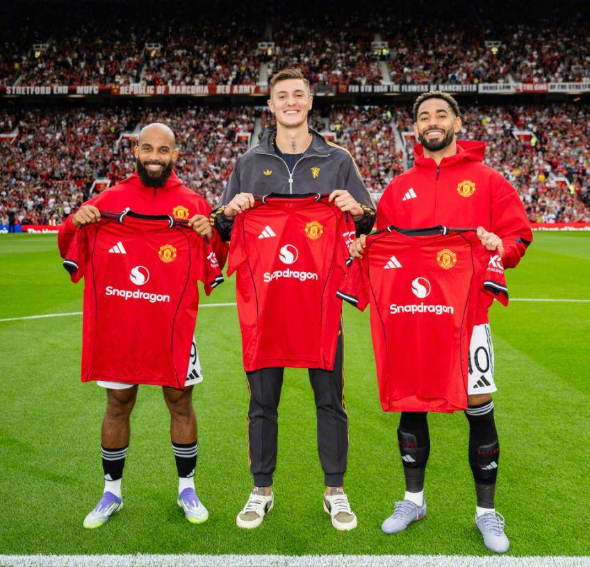 阿莫林钦点！曼联vs阿森纳：多面手芒特首发踢伪9，塞斯科是秘密武器