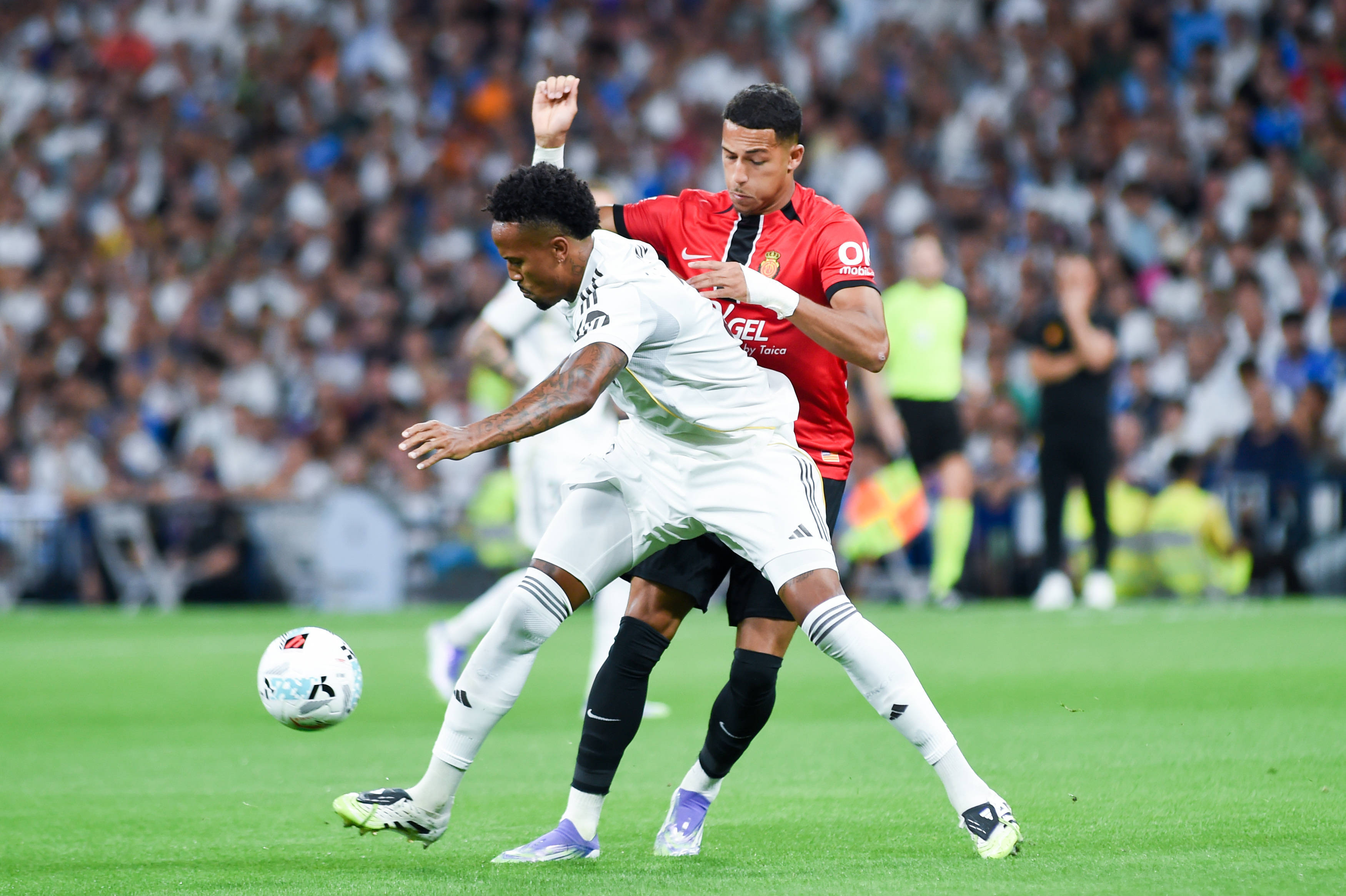 （体育）足球——西甲：皇家马德里胜马略卡