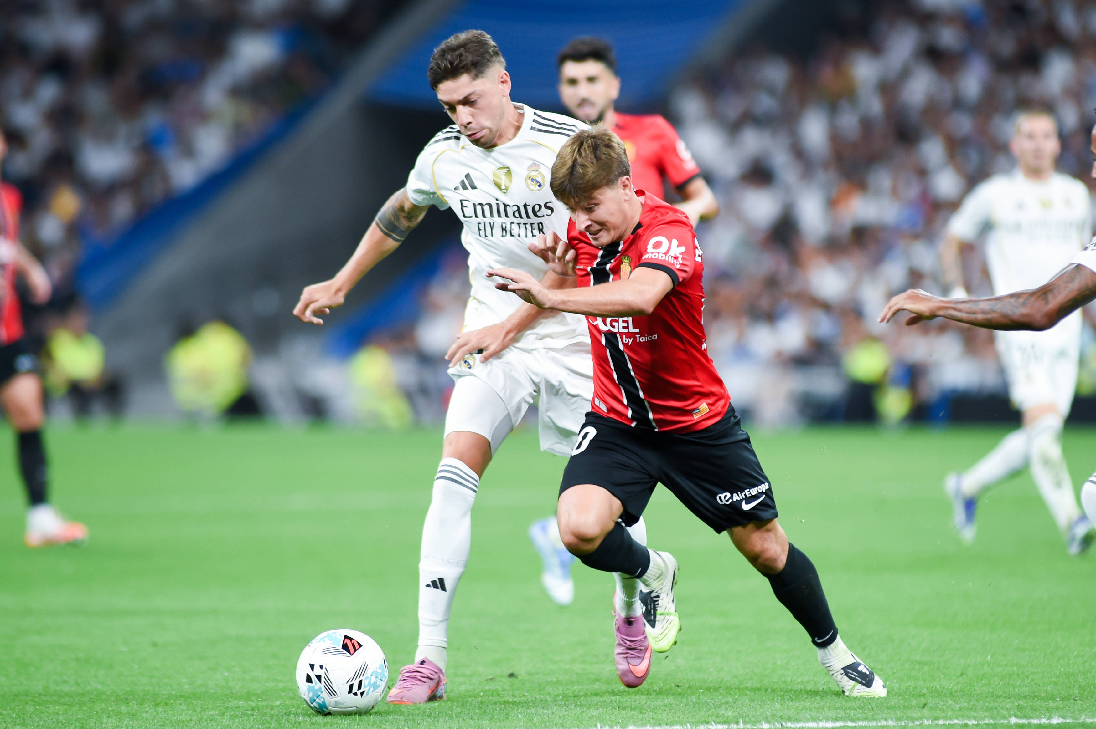 （体育）足球——西甲：皇家马德里胜马略卡