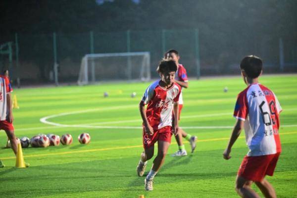 南岸校园足球以“体教融合”育英才、拓新程