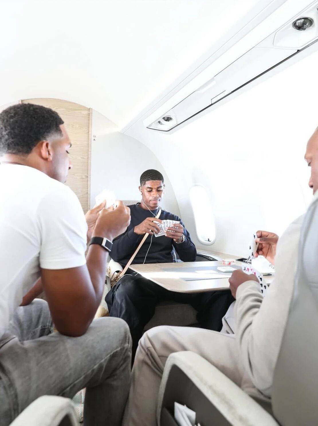 巴萨买断拉什福德计划曝光，暂不与曼联谈判！经纪人联系大巴黎施压